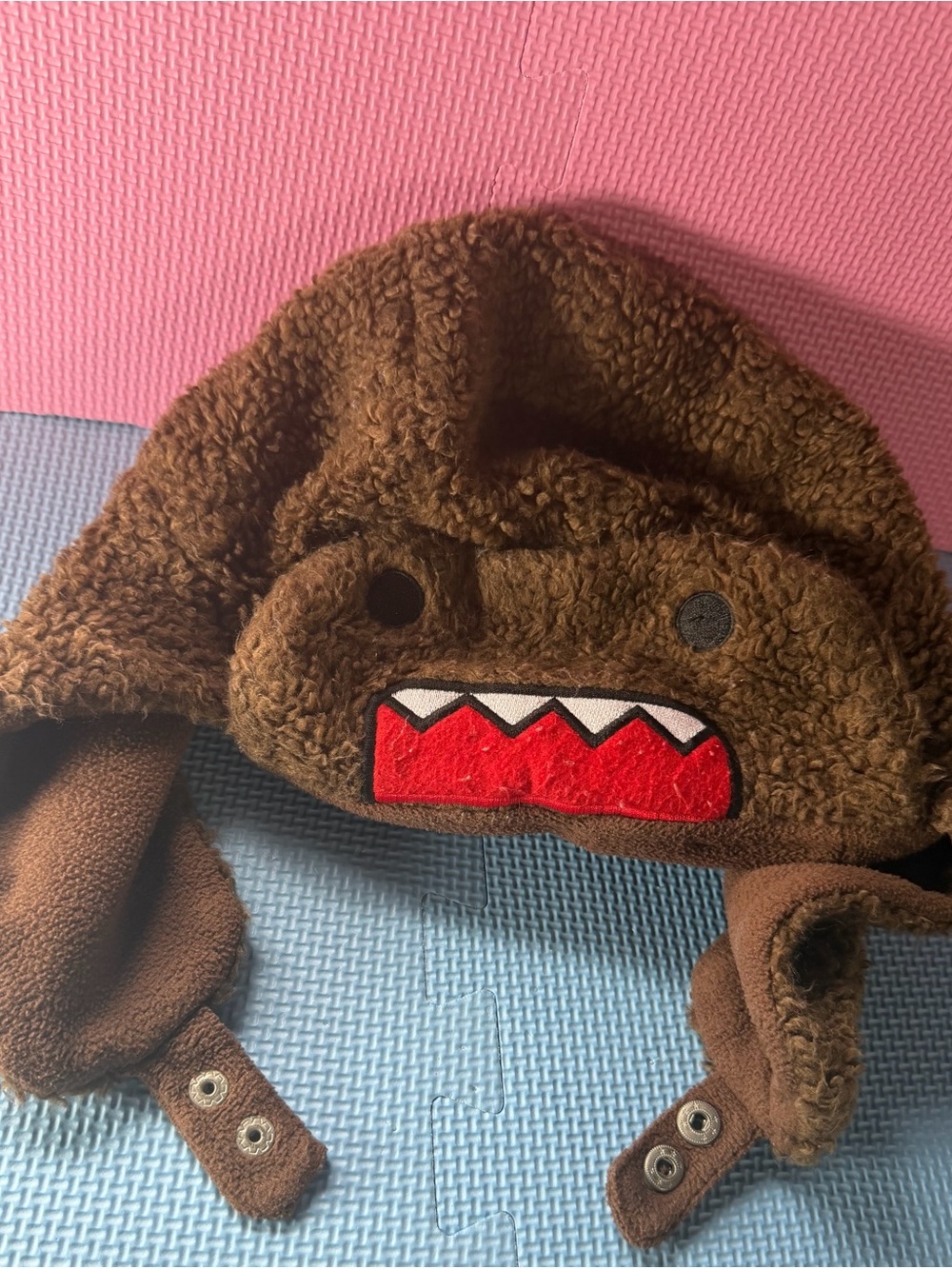 Domo Hat Sherpa Like Fur Trapper Ushanka Emo Y2K Vintage Ultra Rare HtF